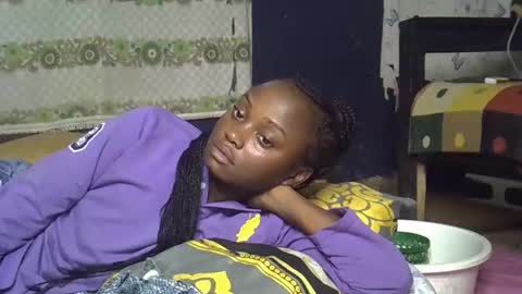 Snapshot of zarinamarlin chatting on April 18, 8:29 am zarinamarlin online show from April 18, 8:29 am