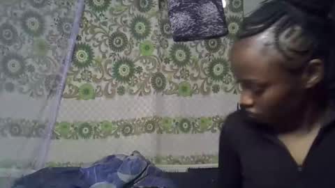 Snapshot of zarinamarlin chatting on April 20, 6:49 am zarinamarlin online show from April 20, 6:49 am