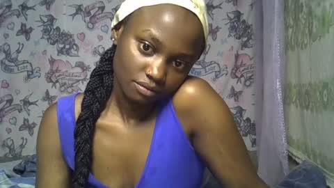 Snapshot of zarinamarlin chatting on May 6, 7:24 am zarinamarlin online show from May 6, 7:24 am