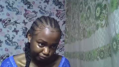 Snapshot of zarinamarlin chatting on May 17, 9:06 am zarinamarlin online show from May 17, 9:06 am