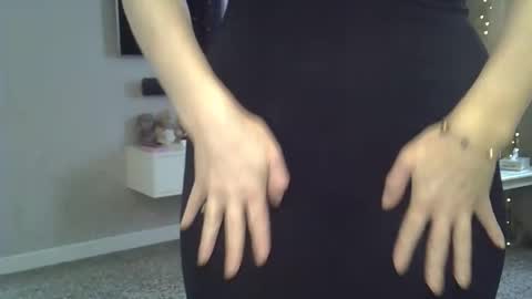 Zarina Swift online show from March 7, 6:21 am