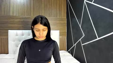 Snapshot of zarinawynne chatting on March 29, 12:49 pm Zarina Waynne online show from March 29, 12:49 pm