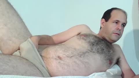 Snapshot of zasss40 chatting on December 2, 1:22 am Alex online show from December 2, 1:22 am