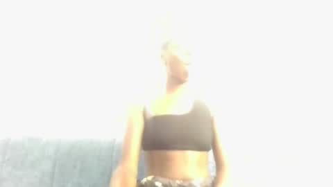 Snapshot of zawababie chatting on February 13, 9:49 am zawababie online show from February 13, 9:49 am