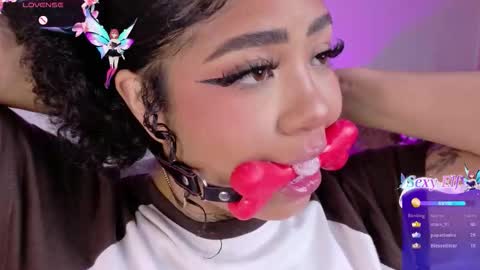 zaya_1 online show from February 25, 1:43 pm