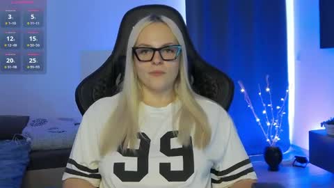 Zaya Izback -  online show from April 26, 3:32 pm