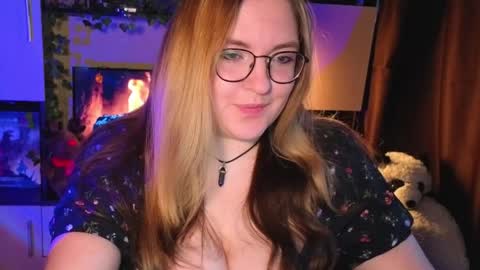 Snapshot of zayarush chatting on March 30, 6:58 am zayarush online show from March 30, 6:58 am