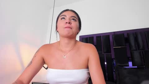  Zayda  online show from February 10, 7:07 pm