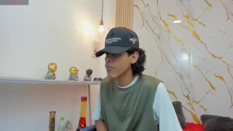 Snapshot of zayn_fox32 chatting on March 25, 7:31 pm Zayn online show from March 25, 7:31 pm