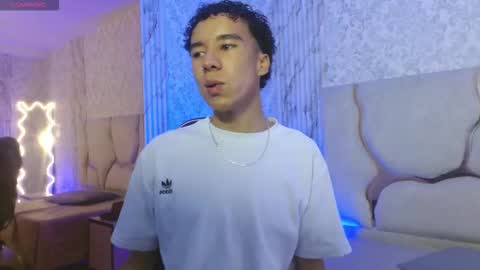 zayn_tay online show from February 7, 3:54 am