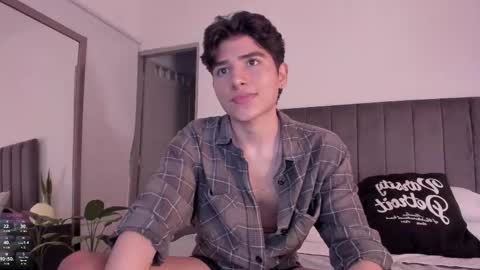 Hii im Zay.                 I save money for education. PVT Open. online show from January 6, 6:17 am