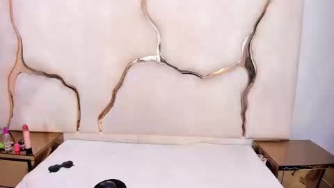 Snapshot of zayrastorm chatting on March 20, 1:49 pm Zayra online show from March 20, 1:49 pm