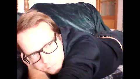 zblondyfrenchy online show from January 18, 12:36 pm