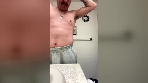 Snapshot of zeek805 chatting on February 8, 11:35 am zeek805 online show from February 8, 11:35 am