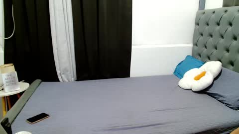 Snapshot of zeethefucker69 chatting on February 18, 7:19 pm Zo online show from February 18, 7:19 pm