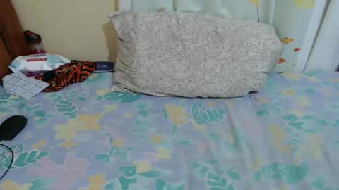 Snapshot of zeina_gen chatting on October 20, 5:41 am flabby online show from October 20, 5:41 am