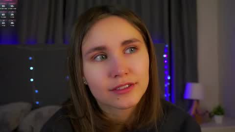 Emilia online show from January 19, 1:31 am