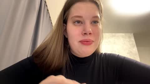 Sindy online show from March 2, 3:30 pm