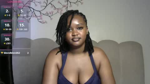 Snapshot of zendayah47 chatting on May 11, 11:05 am Caramel online show from May 11, 11:05 am
