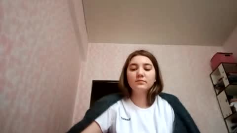 zeniabrossoit online show from March 18, 10:40 am