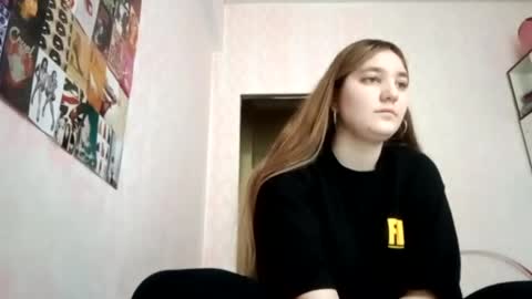 zeniabrossoit online show from May 11, 9:15 am