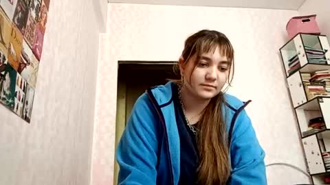 zeniabrossoit online show from May 16, 8:33 am