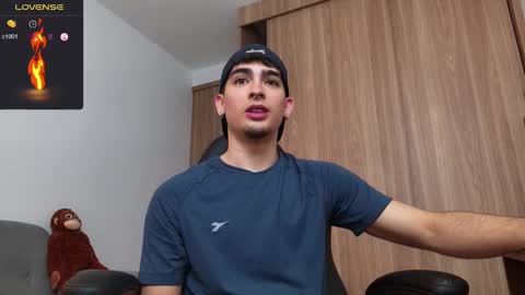 Zenn online show from December 15, 12:06 pm