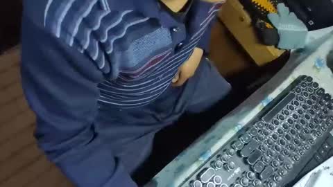 Snapshot of zenonsex chatting on March 17, 11:08 pm zenonsex online show from March 17, 11:08 pm