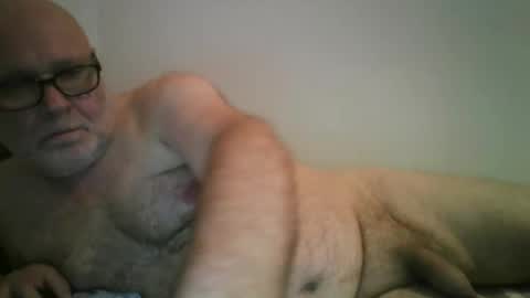 Snapshot of zentaurus59 chatting on September 27, 7:46 am zentaurus59 online show from September 27, 7:46 am