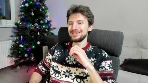 Andrew online show from December 25, 7:46 am