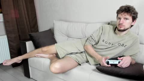 Andrew online show from January 21, 9:57 pm