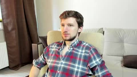 Andrew online show from May 17, 9:17 am
