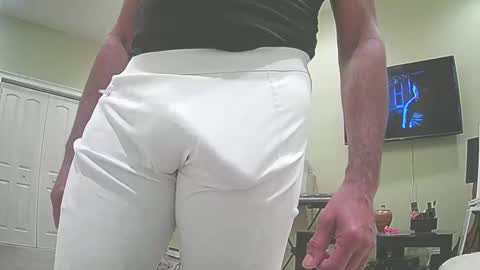 Snapshot of zephyr392 chatting on February 22, 1:55 am zephyr392 online show from February 22, 1:55 am