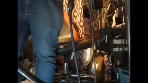 zero online show from November 30, 11:47 am