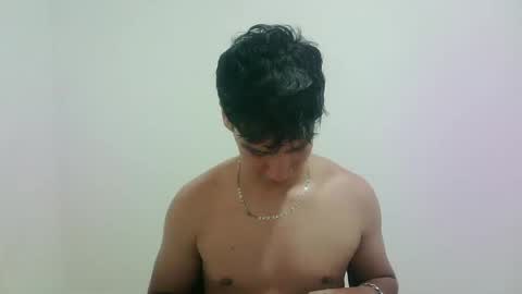 Snapshot of zeus_183 chatting on September 10, 10:54 pm zeus_183 online show from September 10, 10:54 pm