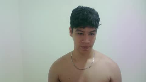 zeus_183 online show from February 24, 6:00 am