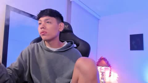 zeus_blaze online show from October 1, 12:11 pm