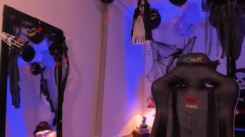 zeus_blaze online show from October 16, 5:19 am