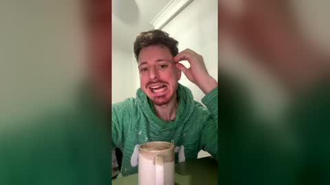 Snapshot of zeusoctavian chatting on March 6, 4:03 pm Zeus Octavian online show from March 6, 4:03 pm