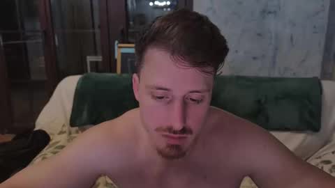 Snapshot of zeusoctavian chatting on March 10, 4:28 am Zeus Octavian online show from March 10, 4:28 am