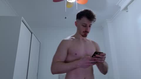 Snapshot of zeusoctavian chatting on March 12, 4:35 pm Zeus Octavian online show from March 12, 4:35 pm