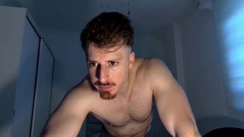 Snapshot of zeusoctavian chatting on March 26, 4:45 pm Zeus Octavian online show from March 26, 4:45 pm