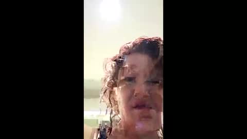 Snapshot of zeusontheloose509 chatting on February 14, 7:38 am zeusontheloose509 online show from February 14, 7:38 am