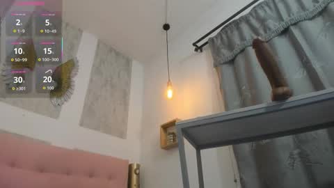 ZHAMIRA  ANDRES online show from September 21, 10:11 pm