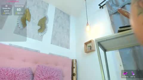 ZHAMIRA  ANDRES online show from November 21, 11:58 pm