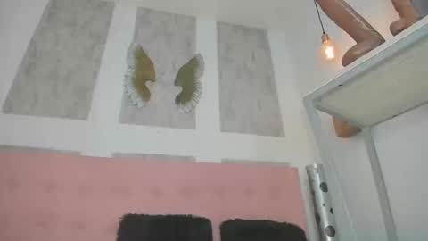 Snapshot of zhamira_21 chatting on March 16, 9:30 pm ZHAMIRA ANDRES online show from March 16, 9:30 pm
