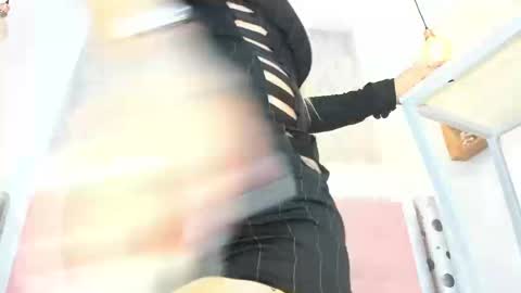 Snapshot of zhamira_21 chatting on March 19, 10:03 pm ZHAMIRA ANDRES online show from March 19, 10:03 pm