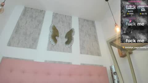 Snapshot of zhamira_21 chatting on April 6, 9:49 pm ZHAMIRA ANDRES online show from April 6, 9:49 pm