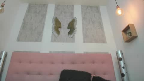 Snapshot of zhamira_21 chatting on April 19, 7:49 pm ZHAMIRA ANDRES online show from April 19, 7:49 pm