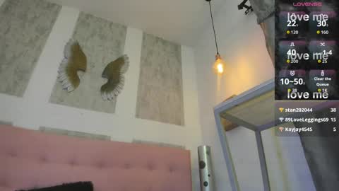 Snapshot of zhamira_21 chatting on April 24, 12:02 am ZHAMIRA ANDRES online show from April 24, 12:02 am